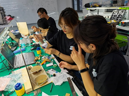 上海EVO真人视讯暑期学校动手实验